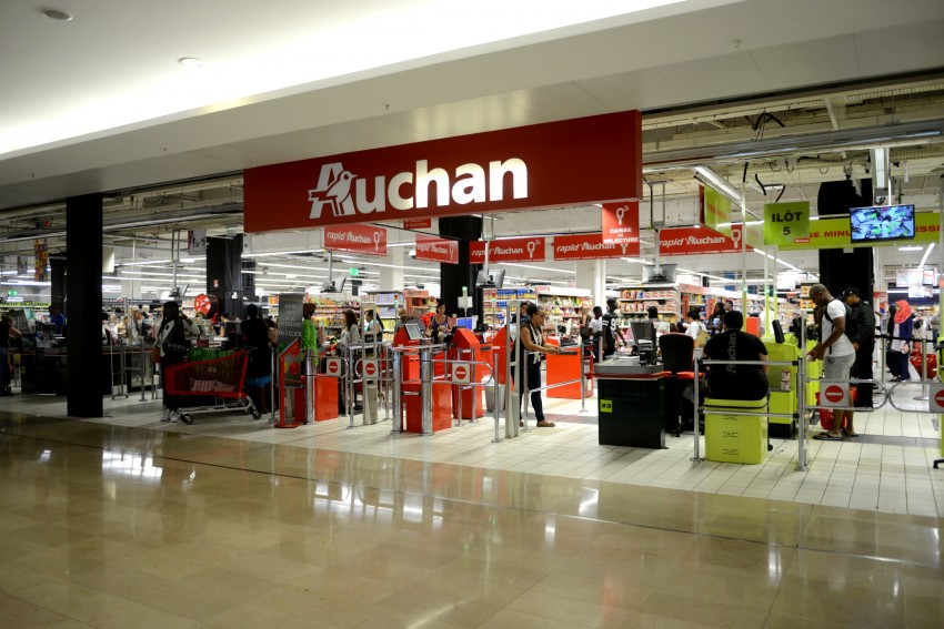 L’hyper Auchan ouvert le dimanche 13 décembre - Defense-92.fr